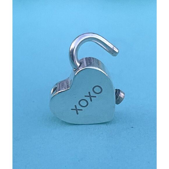 Tiffany & Co Silver Heart XOXO Kiss Lock Padlock Charm 4 Necklace & Bracelet - Picture 1 of 9